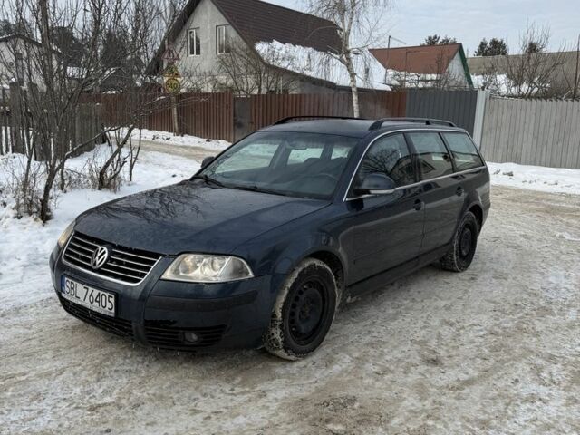 Синий Фольксваген Пассат Вариант, объемом двигателя 2 л и пробегом 276 тыс. км за 2750 $, фото 1 на Automoto.ua