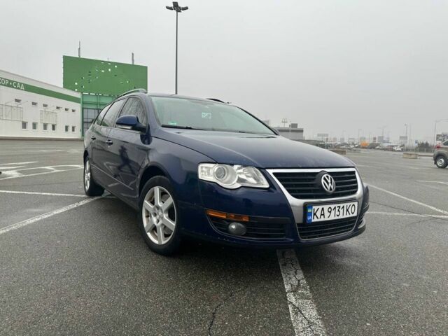 Синий Фольксваген Пассат Вариант, объемом двигателя 1.6 л и пробегом 237 тыс. км за 5600 $, фото 1 на Automoto.ua