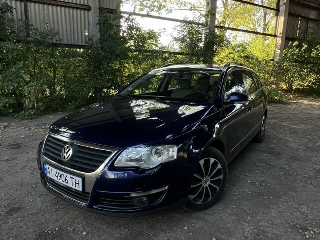 Синій Фольксваген Пассат Варіант, об'ємом двигуна 1.9 л та пробігом 360 тис. км за 2857 $, фото 1 на Automoto.ua