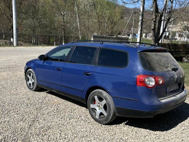 Синий Фольксваген Пассат Вариант, объемом двигателя 1.9 л и пробегом 244 тыс. км за 2700 $, фото 1 на Automoto.ua