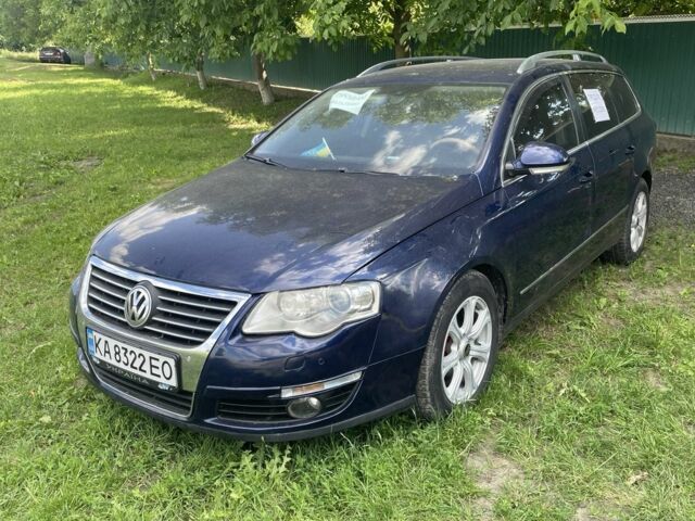 Синій Фольксваген Пассат Варіант, об'ємом двигуна 2 л та пробігом 250 тис. км за 5008 $, фото 1 на Automoto.ua