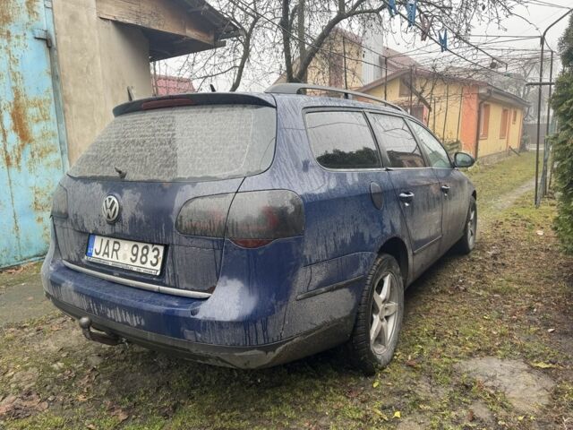 Синий Фольксваген Пассат Вариант, объемом двигателя 2 л и пробегом 355 тыс. км за 2550 $, фото 1 на Automoto.ua