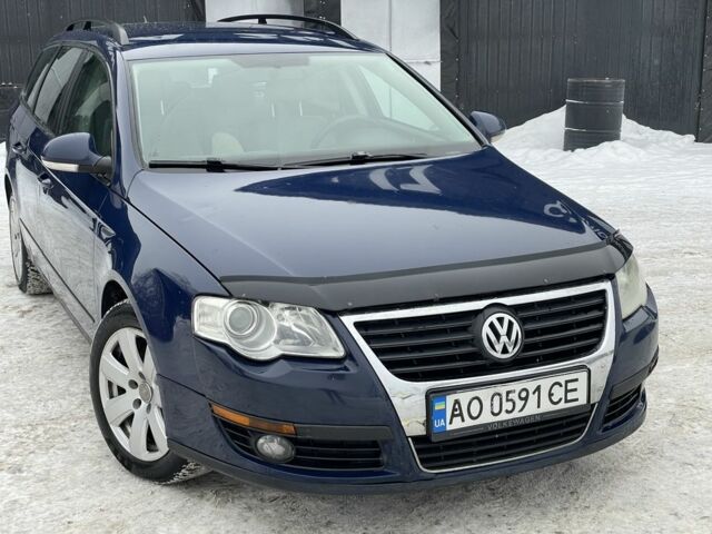 Синий Фольксваген Пассат Вариант, объемом двигателя 2 л и пробегом 360 тыс. км за 4600 $, фото 1 на Automoto.ua