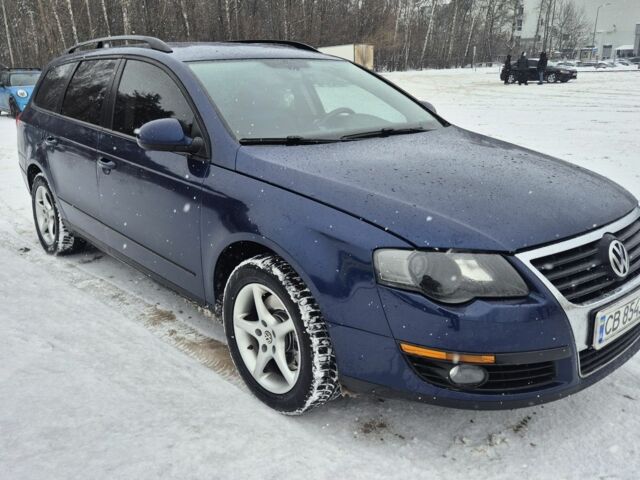 Синій Фольксваген Пассат Варіант, об'ємом двигуна 2 л та пробігом 316 тис. км за 6000 $, фото 1 на Automoto.ua