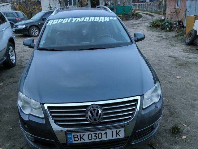 Фольксваген Пассат Вариант 2007 в Березно на Automoto.ua Синий Фольксваген Пассат Вариант, объемом двигателя 2 л и пробегом 300 тыс. км за 3250 $, фото 1 на Automoto.ua