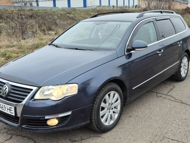 Синий Фольксваген Пассат Вариант, объемом двигателя 2 л и пробегом 316 тыс. км за 6300 $, фото 1 на Automoto.ua