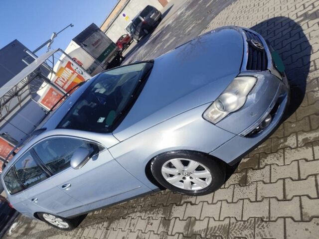 Синий Фольксваген Пассат Вариант, объемом двигателя 2 л и пробегом 290 тыс. км за 2650 $, фото 1 на Automoto.ua