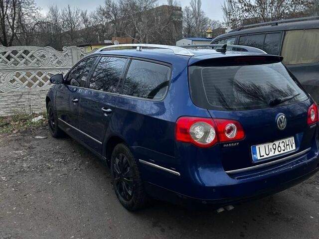 Синий Фольксваген Пассат Вариант, объемом двигателя 2 л и пробегом 400 тыс. км за 3200 $, фото 1 на Automoto.ua
