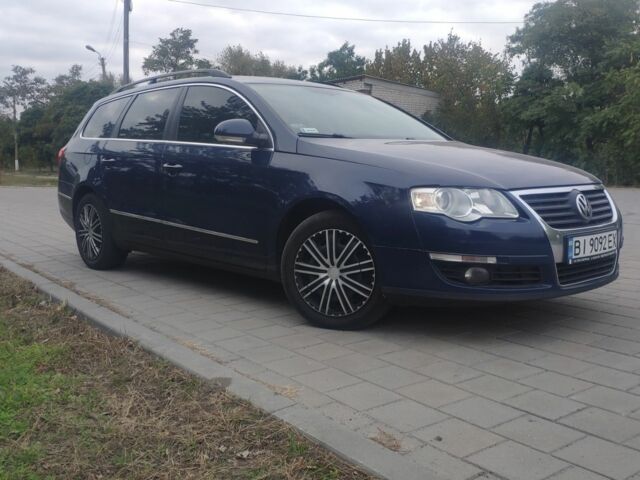 Синій Фольксваген Пассат Варіант, об'ємом двигуна 2 л та пробігом 365 тис. км за 6600 $, фото 1 на Automoto.ua