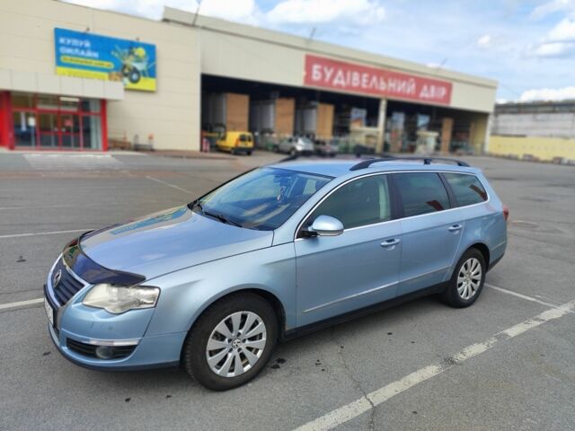 Синій Фольксваген Пассат Варіант, об'ємом двигуна 2 л та пробігом 217 тис. км за 6200 $, фото 1 на Automoto.ua