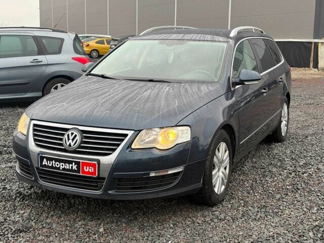 Синій Фольксваген Пассат Варіант, об'ємом двигуна 1.8 л та пробігом 237 тис. км за 6590 $, фото 1 на Automoto.ua