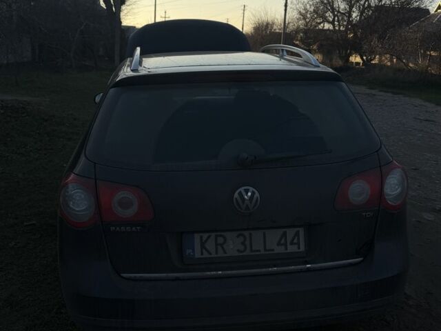 Синій Фольксваген Пассат Варіант, об'ємом двигуна 1.9 л та пробігом 369 тис. км за 3900 $, фото 1 на Automoto.ua