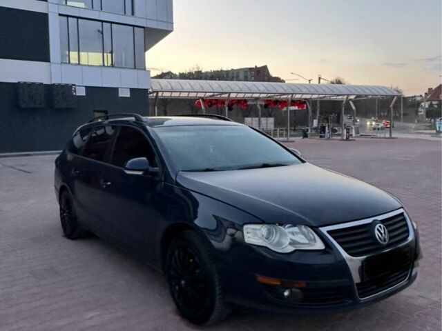 Синий Фольксваген Пассат Вариант, объемом двигателя 2 л и пробегом 268 тыс. км за 3250 $, фото 1 на Automoto.ua