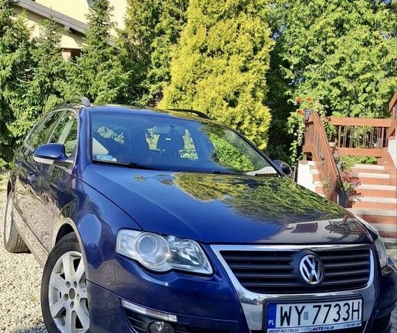 Синій Фольксваген Пассат Варіант, об'ємом двигуна 2 л та пробігом 328 тис. км за 1906 $, фото 1 на Automoto.ua