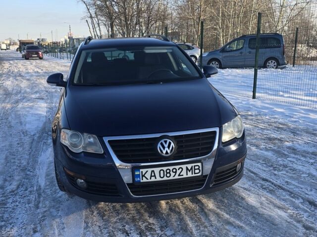 Синий Фольксваген Пассат Вариант, объемом двигателя 2 л и пробегом 356 тыс. км за 6900 $, фото 1 на Automoto.ua