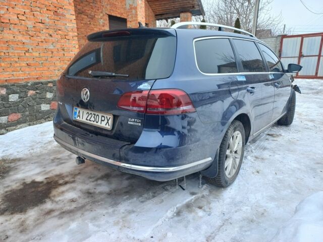 Синій Фольксваген Пассат Варіант, об'ємом двигуна 2 л та пробігом 240 тис. км за 2800 $, фото 1 на Automoto.ua
