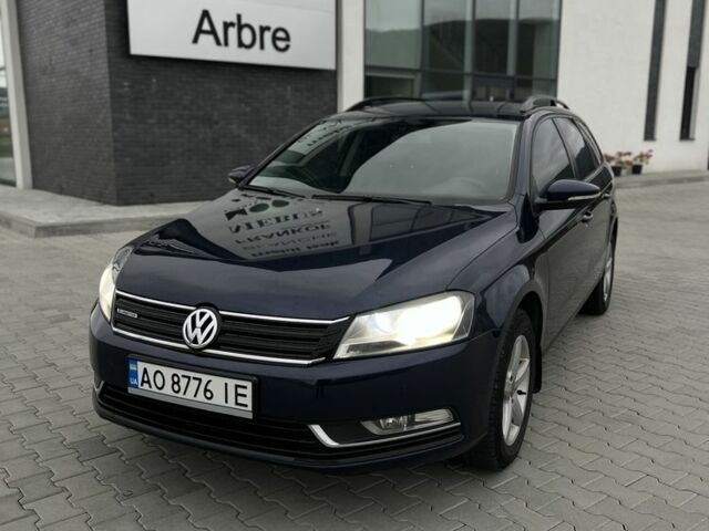 Синій Фольксваген Пассат Варіант, об'ємом двигуна 1.6 л та пробігом 245 тис. км за 8500 $, фото 1 на Automoto.ua