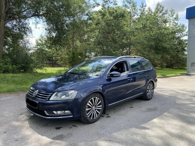Синій Фольксваген Пассат Варіант, об'ємом двигуна 2 л та пробігом 230 тис. км за 3440 $, фото 1 на Automoto.ua