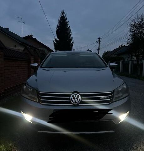 Синій Фольксваген Пассат Варіант, об'ємом двигуна 0 л та пробігом 430 тис. км за 10000 $, фото 1 на Automoto.ua