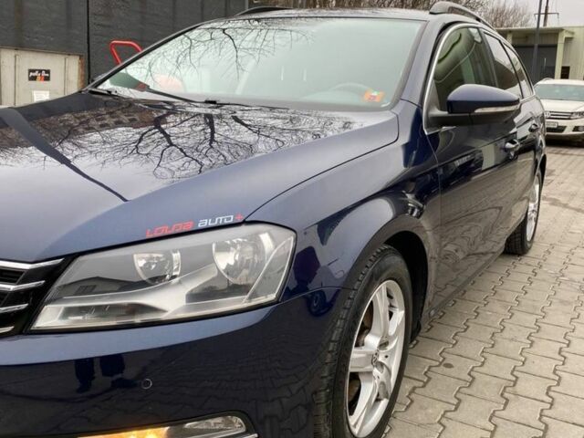 Синий Фольксваген Пассат Вариант, объемом двигателя 2 л и пробегом 288 тыс. км за 9800 $, фото 1 на Automoto.ua