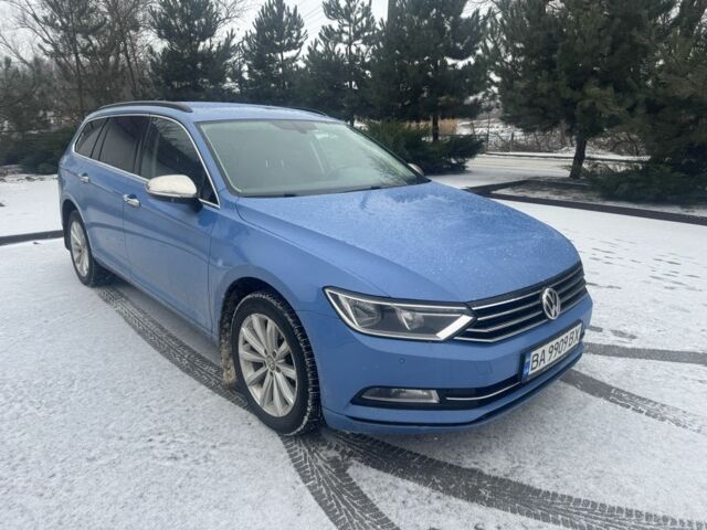 Синий Фольксваген Пассат Вариант, объемом двигателя 2 л и пробегом 397 тыс. км за 9900 $, фото 1 на Automoto.ua