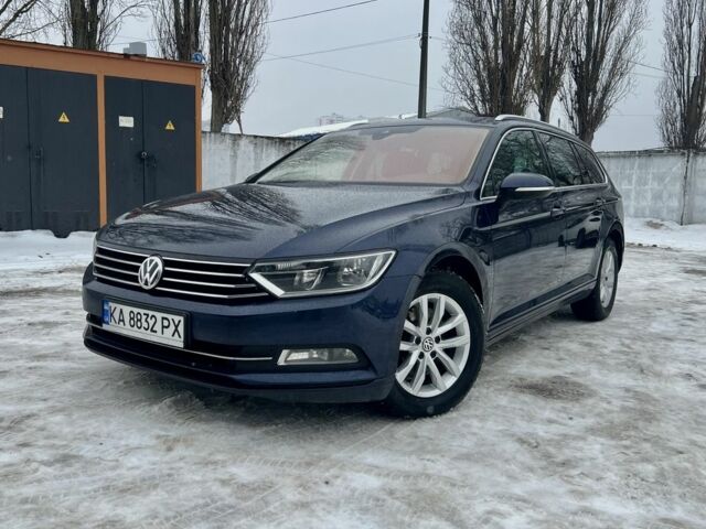 Синий Фольксваген Пассат Вариант, объемом двигателя 2 л и пробегом 254 тыс. км за 12500 $, фото 1 на Automoto.ua