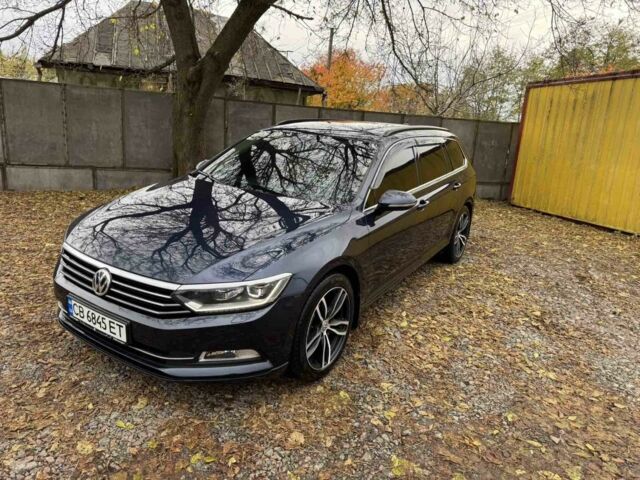 Синій Фольксваген Пассат Варіант, об'ємом двигуна 2 л та пробігом 318 тис. км за 13700 $, фото 1 на Automoto.ua