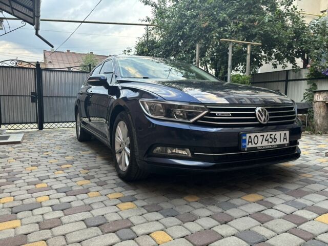 Фольксваген Пассат Вариант 2017 в Мукачеве на Automoto.ua Синий Фольксваген Пассат Вариант, объемом двигателя 2 л и пробегом 256 тыс. км за 14500 $, фото 1 на Automoto.ua