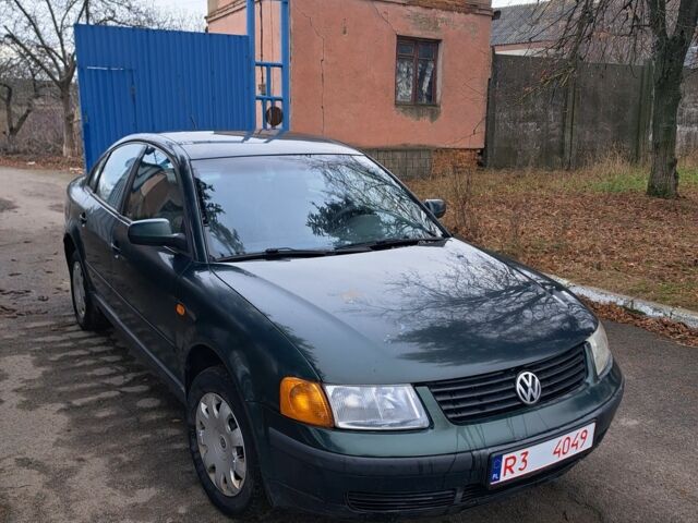 Зелений Фольксваген Пассат Варіант, об'ємом двигуна 0 л та пробігом 500 тис. км за 1650 $, фото 1 на Automoto.ua