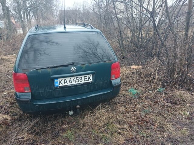 Зелений Фольксваген Пассат Варіант, об'ємом двигуна 1.9 л та пробігом 2 тис. км за 1500 $, фото 1 на Automoto.ua