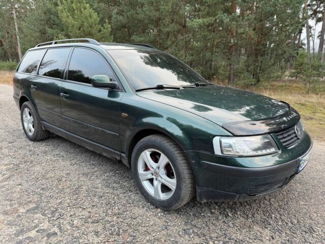 Зеленый Фольксваген Пассат Вариант, объемом двигателя 1.9 л и пробегом 245 тыс. км за 3950 $, фото 1 на Automoto.ua