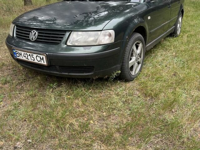 Зеленый Фольксваген Пассат Вариант, объемом двигателя 0 л и пробегом 540 тыс. км за 3200 $, фото 1 на Automoto.ua