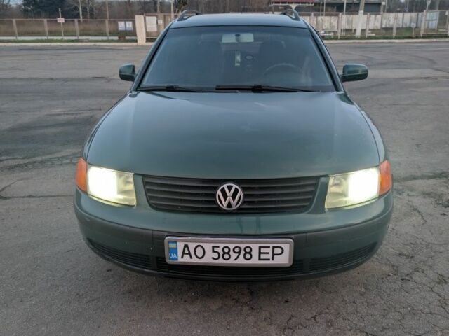 Зелений Фольксваген Пассат Варіант, об'ємом двигуна 1.9 л та пробігом 377 тис. км за 3500 $, фото 1 на Automoto.ua