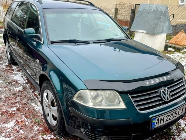 Зелений Фольксваген Пассат Варіант, об'ємом двигуна 2 л та пробігом 375 тис. км за 4200 $, фото 1 на Automoto.ua