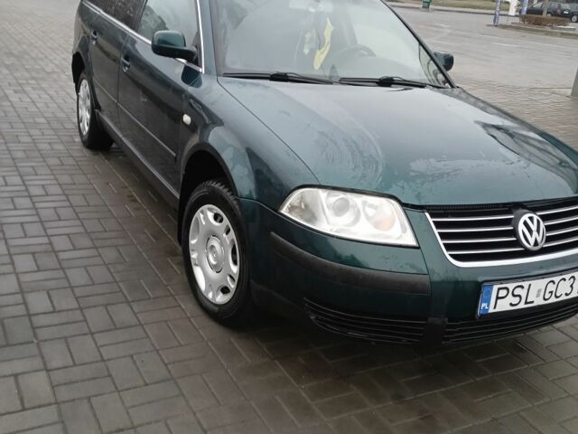 Зеленый Фольксваген Пассат Вариант, объемом двигателя 1.9 л и пробегом 414 тыс. км за 1850 $, фото 1 на Automoto.ua