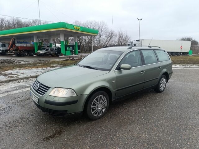 Зелений Фольксваген Пассат Варіант, об'ємом двигуна 1.9 л та пробігом 286 тис. км за 2300 $, фото 1 на Automoto.ua