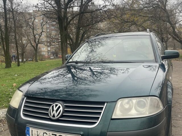 Зелений Фольксваген Пассат Варіант, об'ємом двигуна 1.9 л та пробігом 350 тис. км за 1357 $, фото 1 на Automoto.ua
