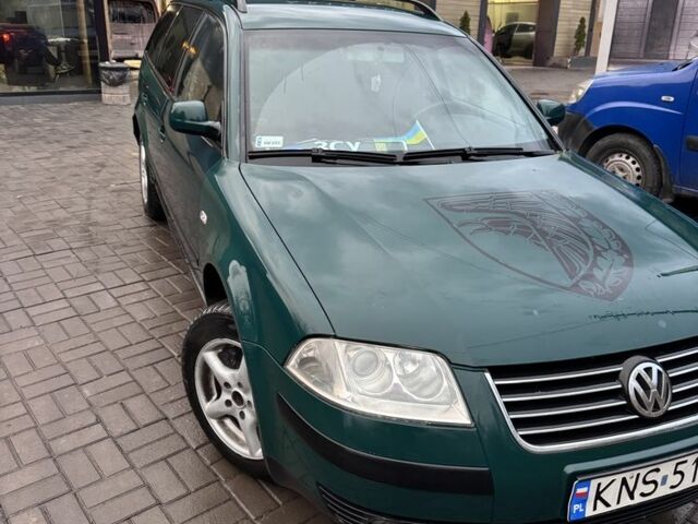 Зелений Фольксваген Пассат Варіант, об'ємом двигуна 1.9 л та пробігом 284 тис. км за 2616 $, фото 1 на Automoto.ua