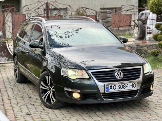 Зелений Фольксваген Пассат Варіант, об'ємом двигуна 2 л та пробігом 292 тис. км за 5200 $, фото 1 на Automoto.ua