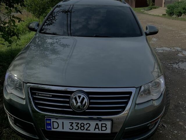 Зелений Фольксваген Пассат Варіант, об'ємом двигуна 1.9 л та пробігом 320 тис. км за 7500 $, фото 1 на Automoto.ua