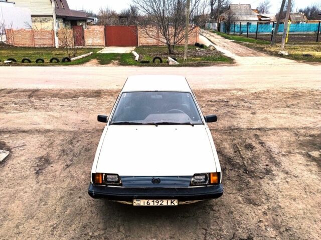 Белый Фольксваген Пассат, объемом двигателя 1 л и пробегом 60 тыс. км за 790 $, фото 1 на Automoto.ua