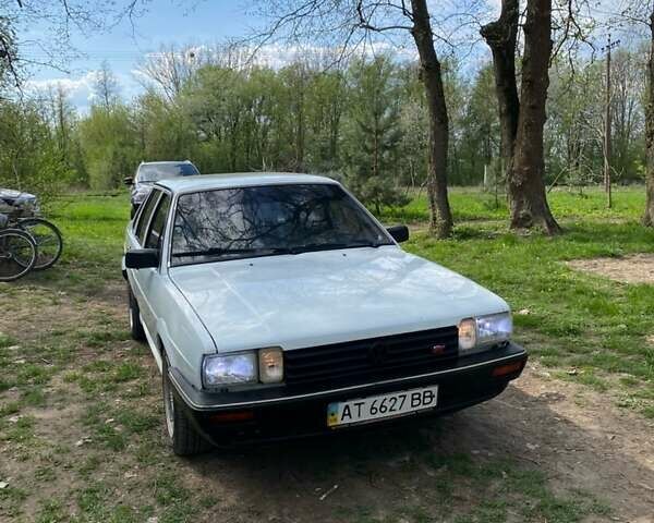 Белый Фольксваген Пассат, объемом двигателя 2.2 л и пробегом 358 тыс. км за 2000 $, фото 1 на Automoto.ua