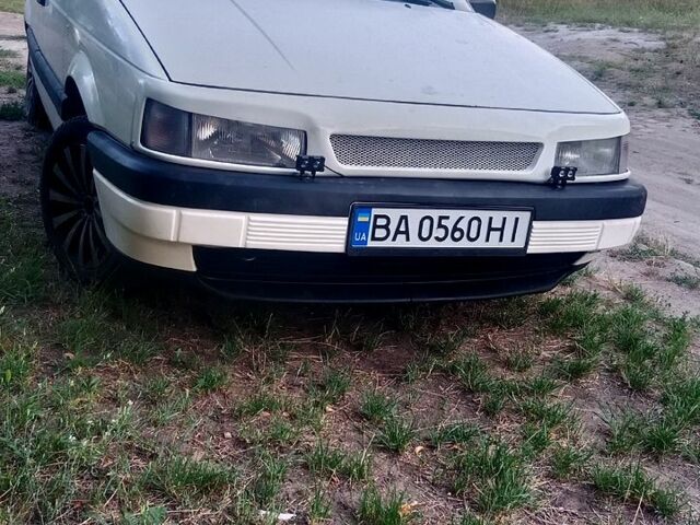 Білий Фольксваген Пассат, об'ємом двигуна 2 л та пробігом 0 тис. км за 1700 $, фото 1 на Automoto.ua