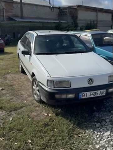 Белый Фольксваген Пассат, объемом двигателя 1.78 л и пробегом 477 тыс. км за 2200 $, фото 1 на Automoto.ua