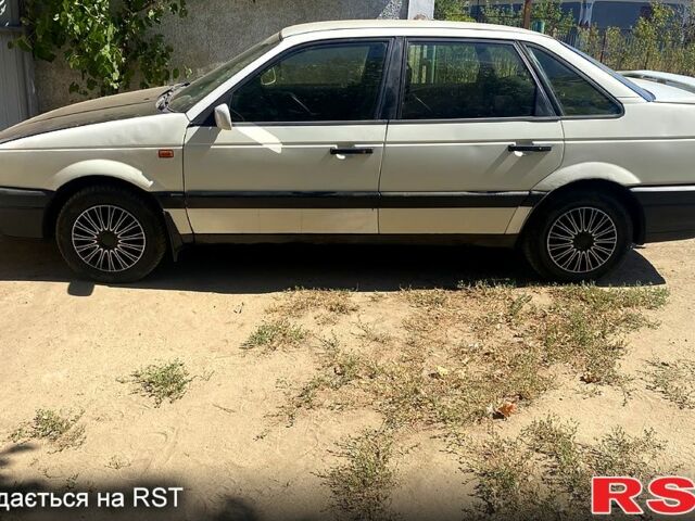 Белый Фольксваген Пассат, объемом двигателя 2 л и пробегом 200 тыс. км за 1200 $, фото 1 на Automoto.ua