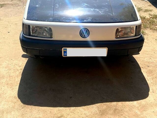 Белый Фольксваген Пассат, объемом двигателя 1.8 л и пробегом 0 тыс. км за 1400 $, фото 1 на Automoto.ua