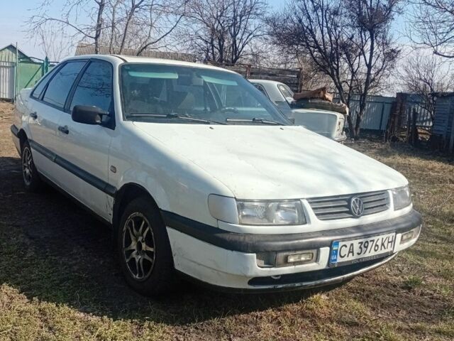 Белый Фольксваген Пассат, объемом двигателя 1.9 л и пробегом 123 тыс. км за 1799 $, фото 1 на Automoto.ua