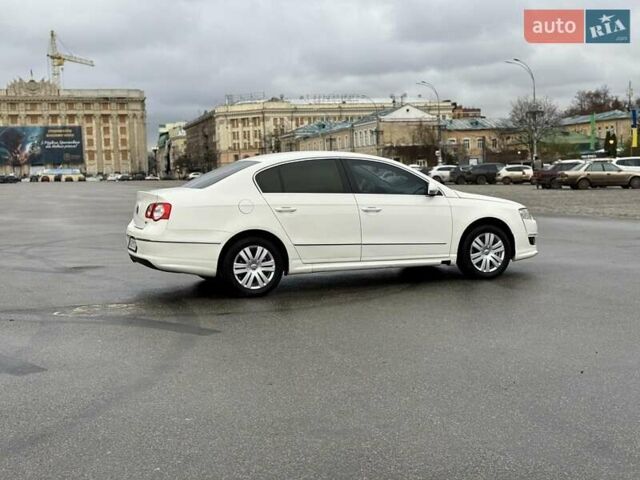 Білий Фольксваген Пассат, об'ємом двигуна 1.97 л та пробігом 394 тис. км за 5999 $, фото 1 на Automoto.ua