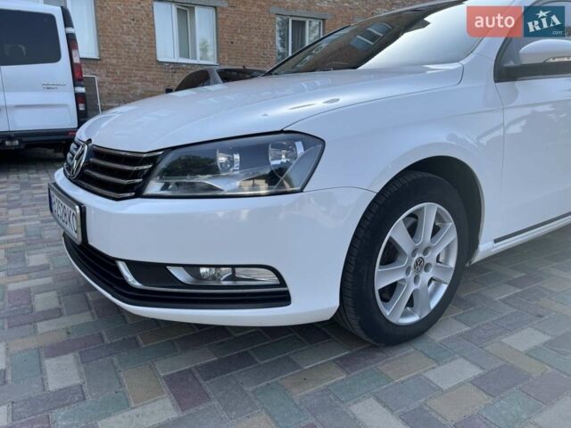 Білий Фольксваген Пассат, об'ємом двигуна 1.6 л та пробігом 280 тис. км за 9300 $, фото 1 на Automoto.ua