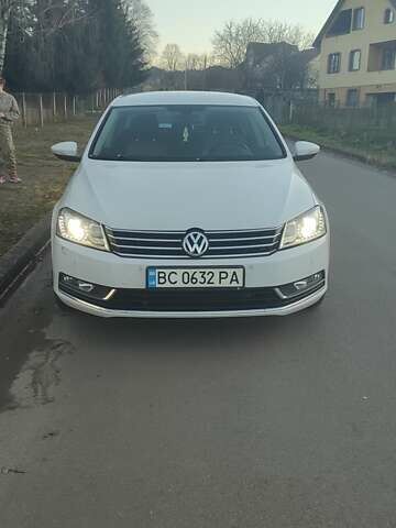 Белый Фольксваген Пассат, объемом двигателя 1.39 л и пробегом 170 тыс. км за 8500 $, фото 1 на Automoto.ua